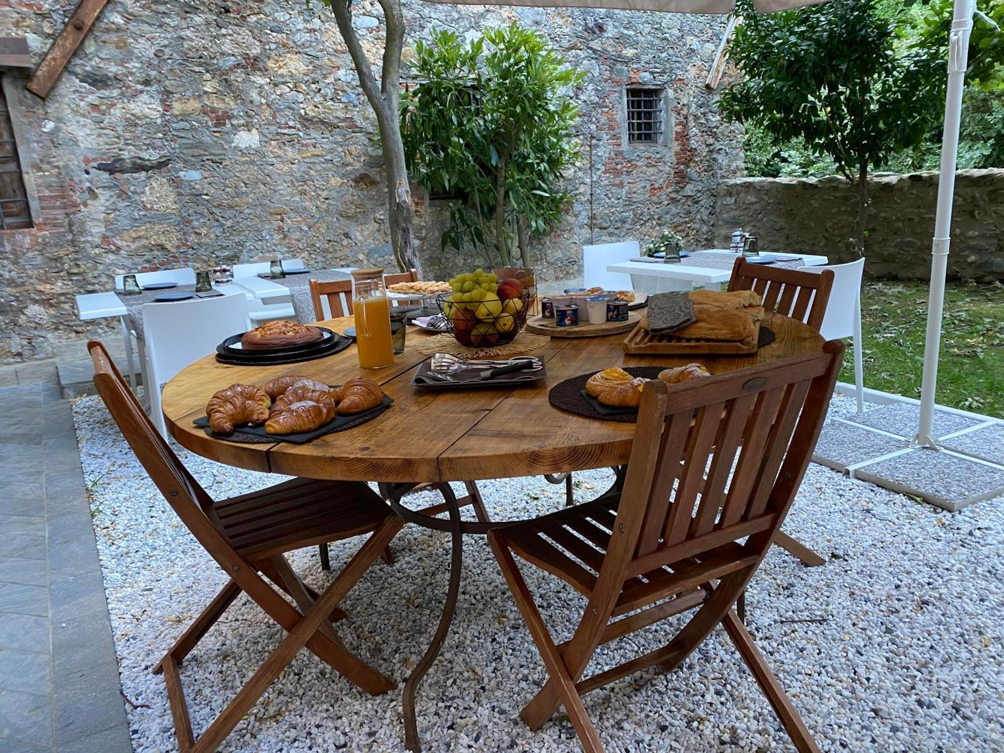 Dimora Carducci Bed & Breakfast Pietrasanta Luaran gambar